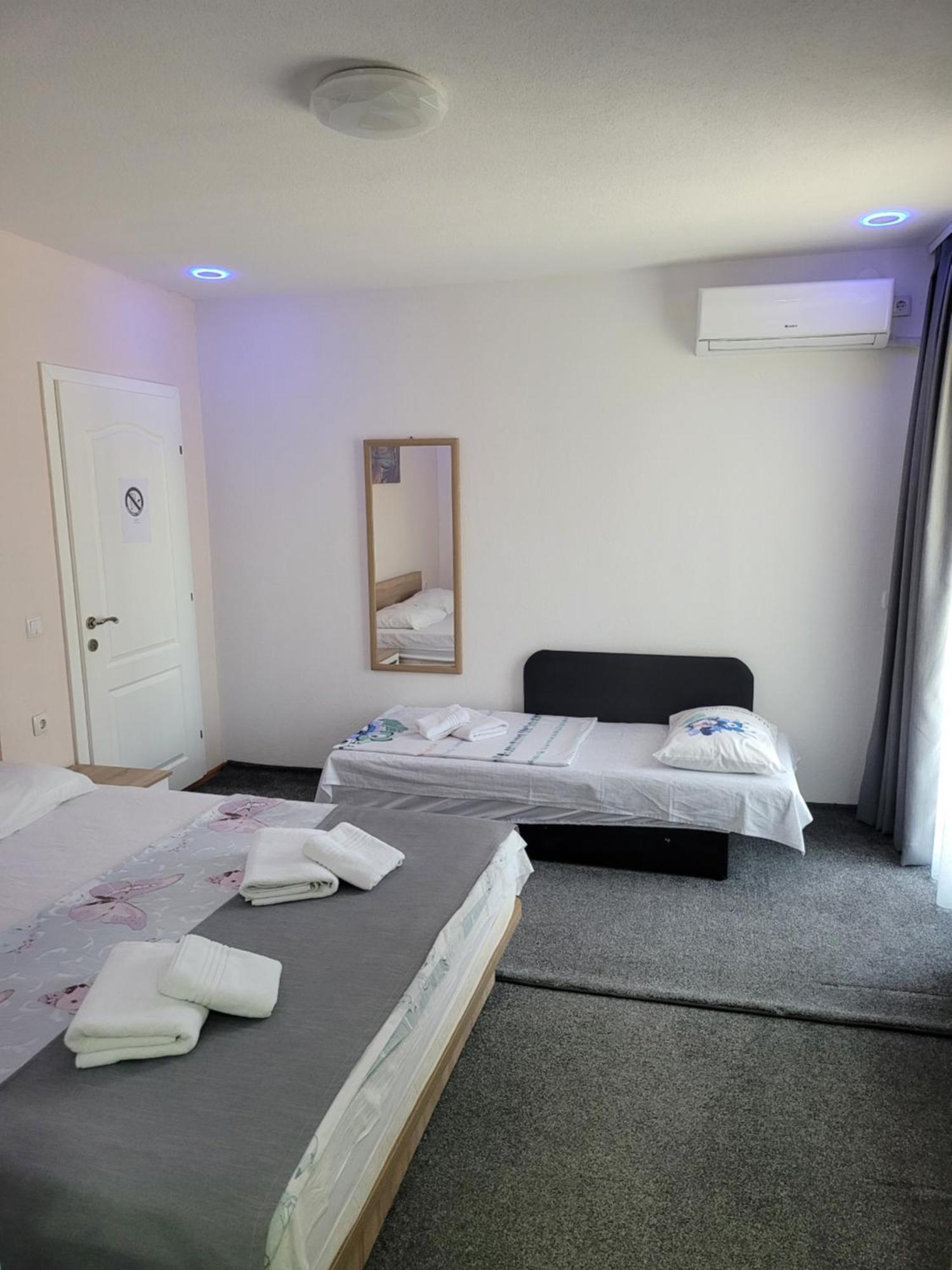 Villa Deea Ohrid Esterno foto