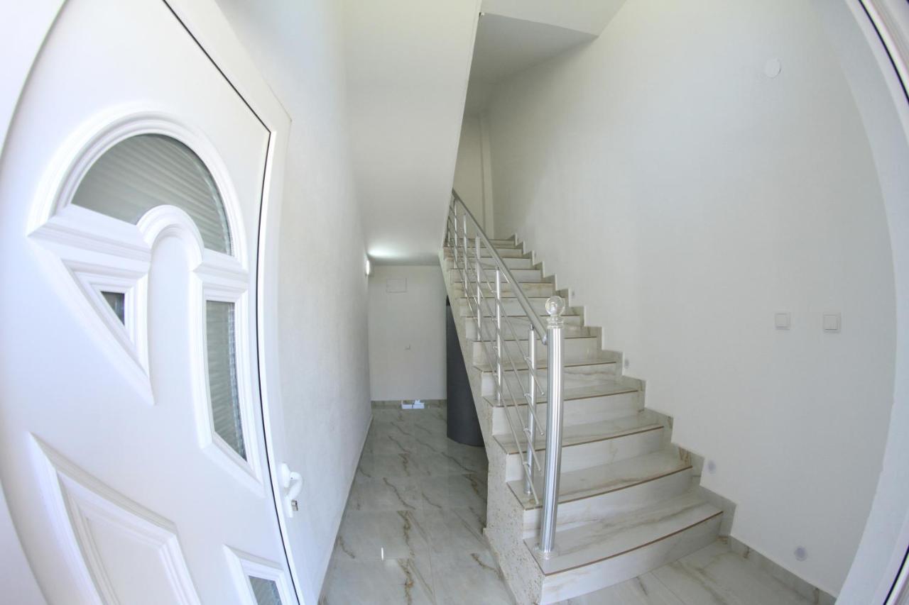 Villa Deea Ohrid Esterno foto